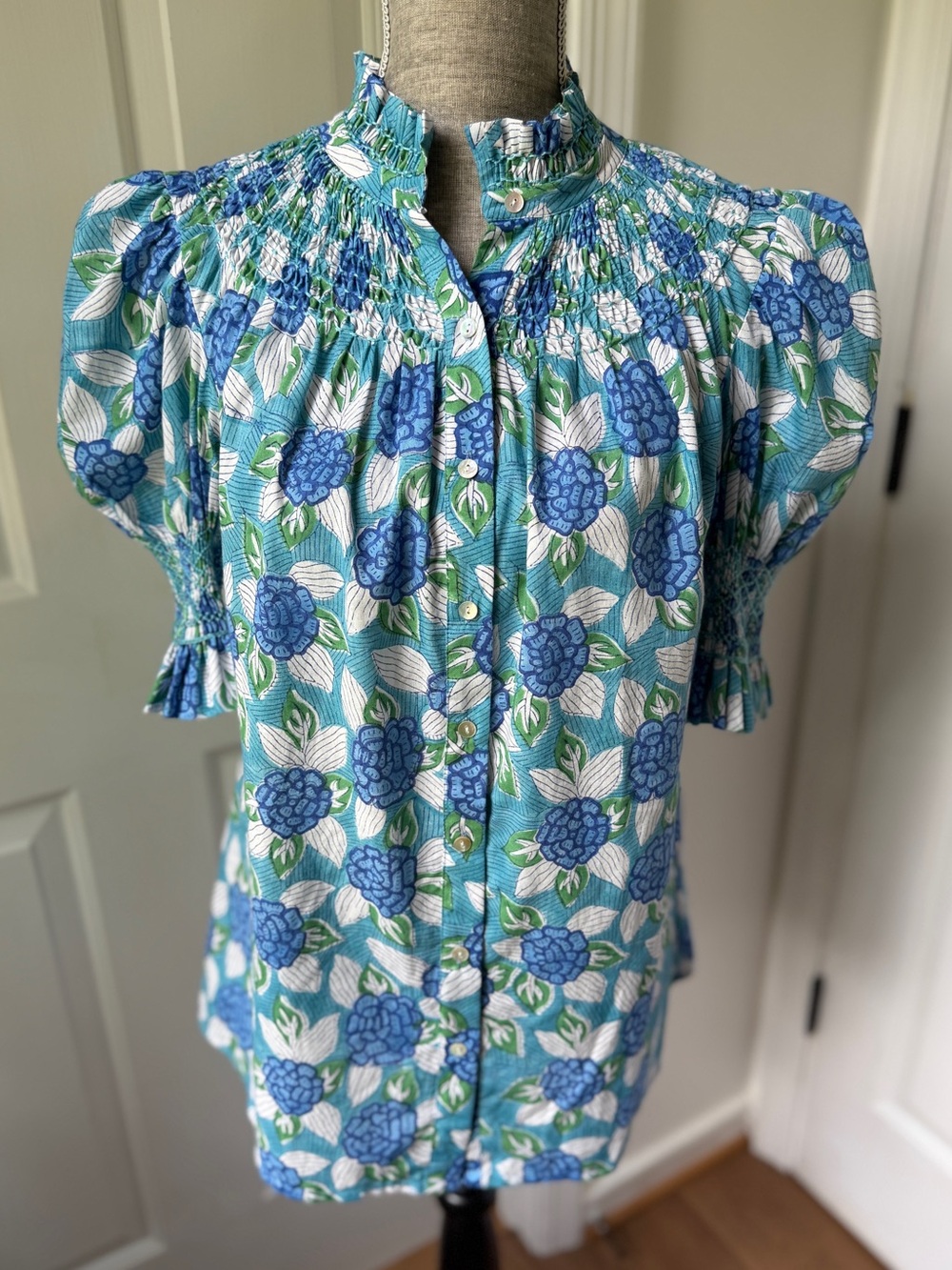Andion Spain Hand Smocked Amelia Blouse Medium Blue Green Floral Shirt Medium